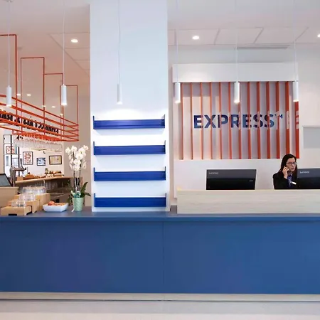 Express San Sebastian - By Ihg *