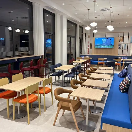 Express San Sebastian - By Ihg Renteria