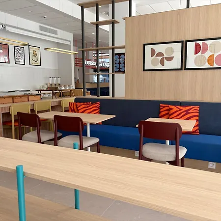 Express San Sebastian - By Ihg * Renteria